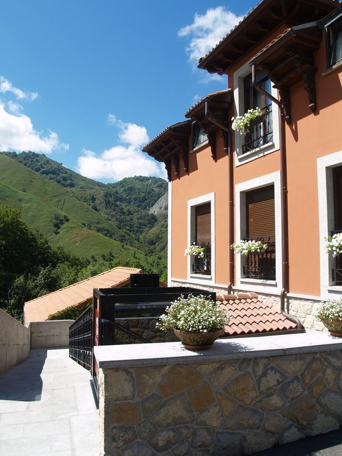 Hotel La Casona De Llerices Onís Εξωτερικό φωτογραφία